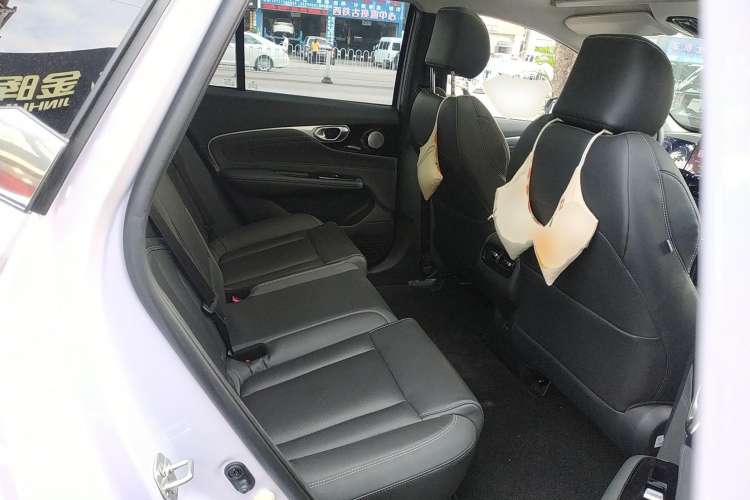 Used AION V 2024 Plus 70 Star Edition Lithium Iron Phosphate Right Rear Seat
