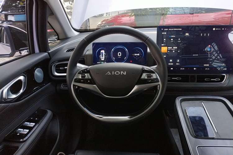 Used AION V 2024 Plus 70 Star Edition Lithium Iron Phosphate Steering Wheel