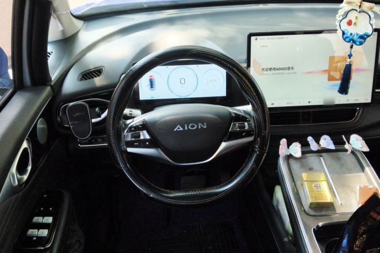 Used AION V 2024 Plus 70 Smart Edition Ternary Lithium Steering Wheel