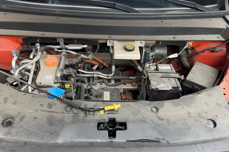 Used AION V 2024 Aion Tyrannosaurus 650 LiDAR Edition Engine Bay