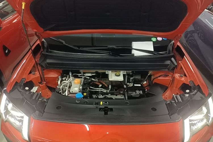 Used AION V 2024 Aion Tyrannosaurus 650 Smart Premium Edition Engine Bay