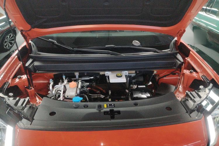 Used AION V 2024 Aion Tyrannosaurus 650 LiDAR Edition Engine Bay