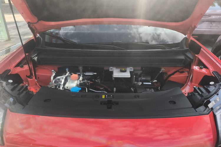 Used AION V 2024 Aion Tyrannosaurus 650 LiDAR Edition Engine Bay