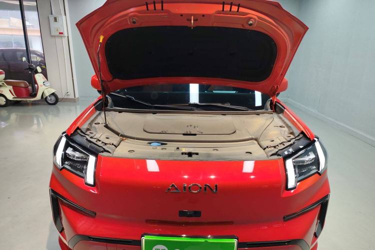 Used AION V 2024 Aion Tyrannosaurus 650 LiDAR Edition Engine Bay