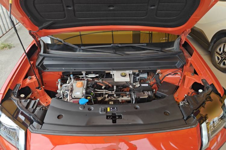 Used AION V 2024 Aion Tyrannosaurus 650 LiDAR Edition Engine Bay