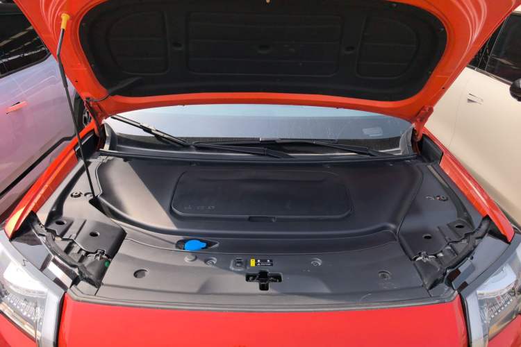 Used AION V 2024 Aion Tyrannosaurus 650 LiDAR Edition Engine Bay