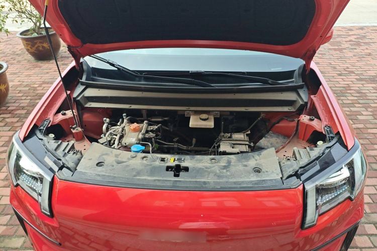Used AION V 2024 Aion Tyrannosaurus 650 LiDAR Edition Engine Bay
