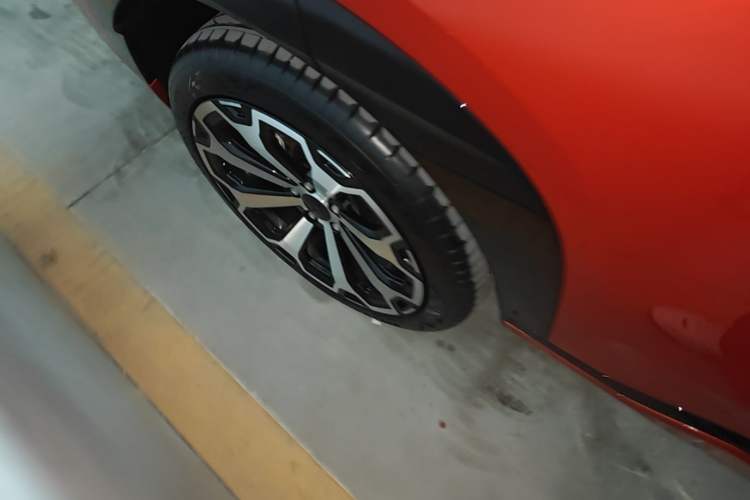 Used AION V 2024 Aion Tyrannosaurus 520 LiDAR Edition Exterior 5