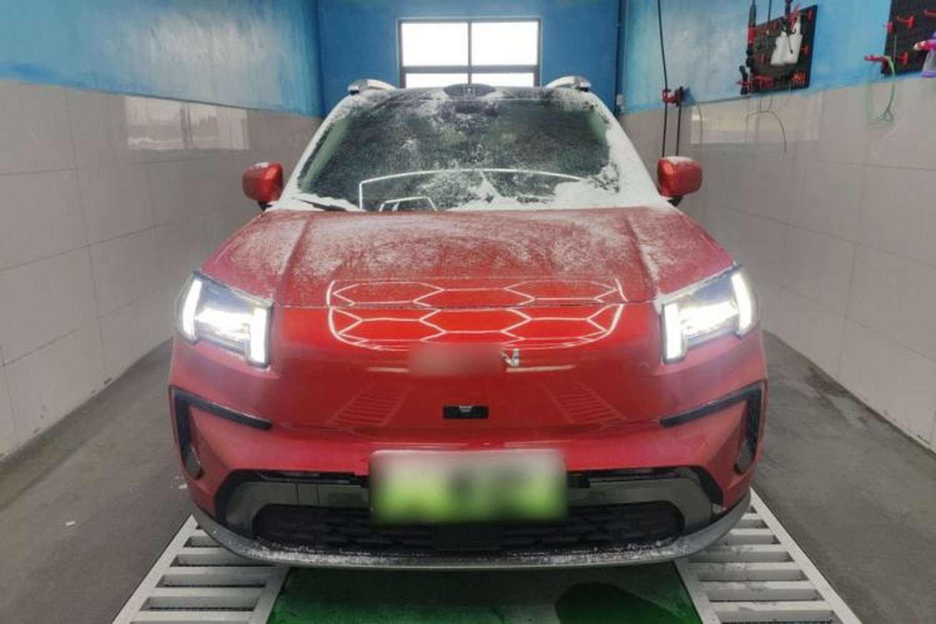 Used AION V 2024 Aion Tyrannosaurus 650 LiDAR Edition Front