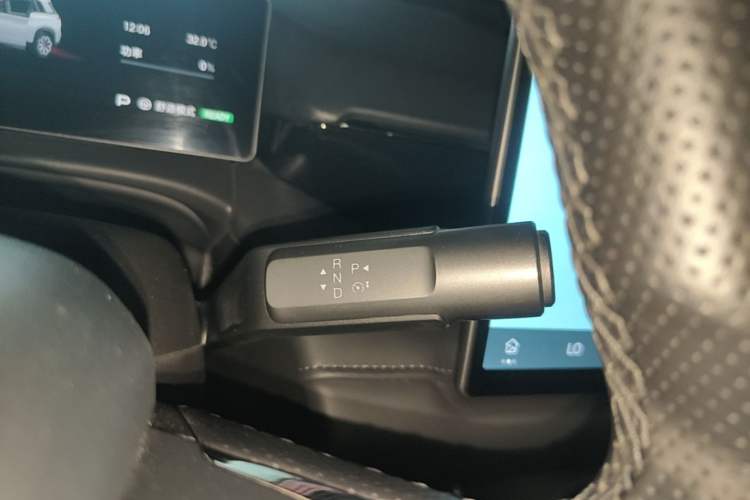 Used AION V 2024 Aion Tyrannosaurus 650 LiDAR Edition Gear Lever