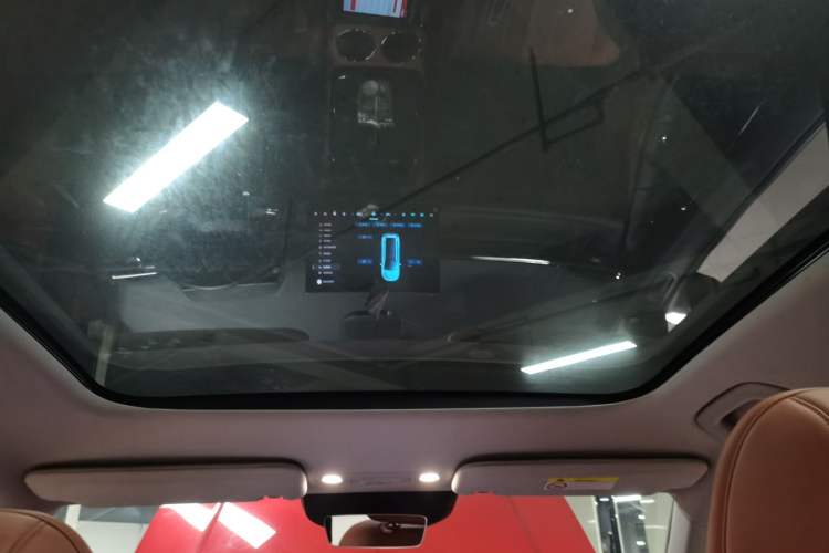 Used AION V 2024 Aion Tyrannosaurus 650 LiDAR Edition Headliner