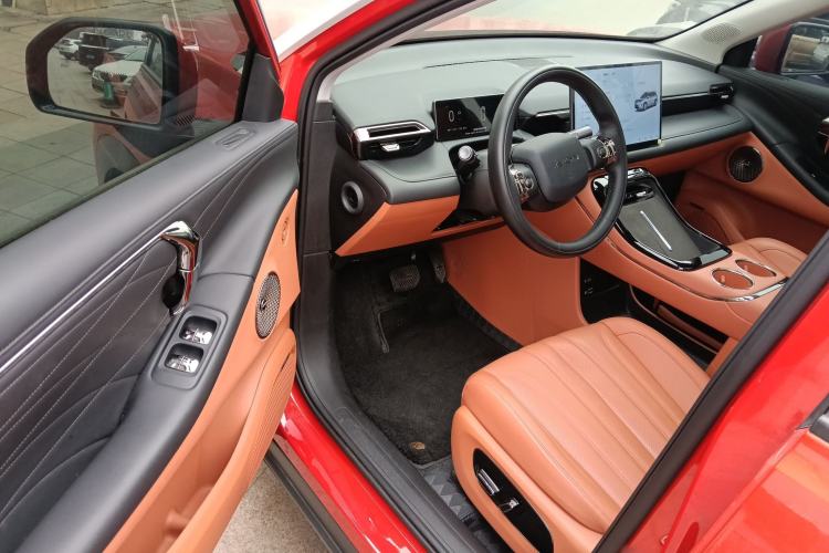 Used AION V 2024 Aion Tyrannosaurus 650 LiDAR Edition Interior 3