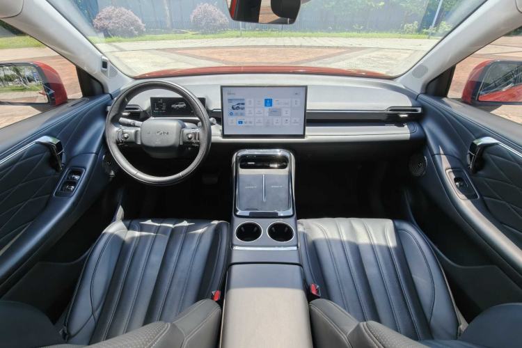 Used AION V 2024 Aion Tyrannosaurus 650 LiDAR Edition Interior 4