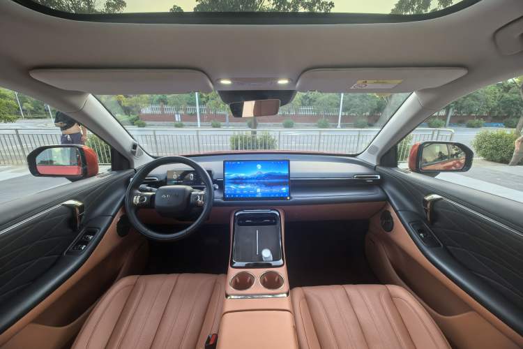 Used AION V 2024 Aion Tyrannosaurus 650 LiDAR Edition Interior 7