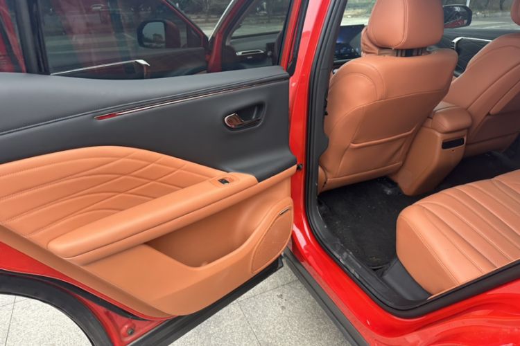 Used AION V 2024 Aion Tyrannosaurus 650 LiDAR Edition Interior 8