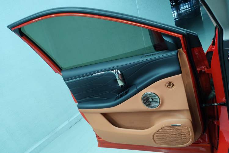 Used AION V 2024 Aion Tyrannosaurus 650 LiDAR Edition Left Front Door Interior