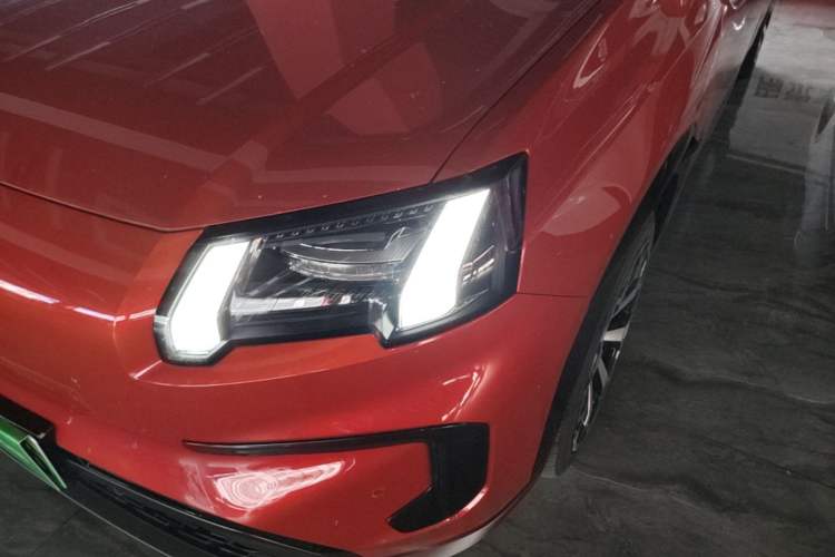 Used AION V 2024 Aion Tyrannosaurus 650 LiDAR Edition Left Front Headlight