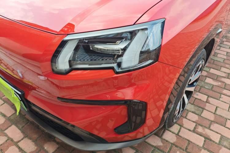 Used AION V 2024 Aion Tyrannosaurus 650 LiDAR Edition Left Front Headlight