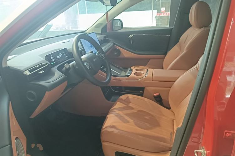 Used AION V 2024 Aion Tyrannosaurus 650 LiDAR Edition Left Front Seat