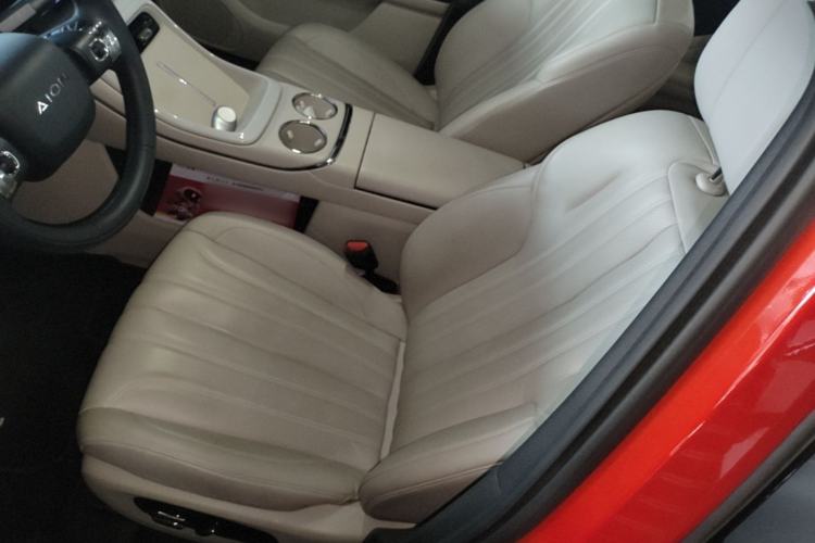 Used AION V 2024 Aion Tyrannosaurus 650 LiDAR Edition Left Front Seat