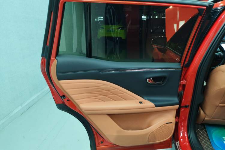 Used AION V 2024 Aion Tyrannosaurus 650 LiDAR Edition Left Rear Door Interior