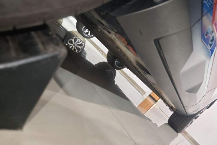 Used AION V 2024 Aion Tyrannosaurus 650 LiDAR Edition Left Side Sill