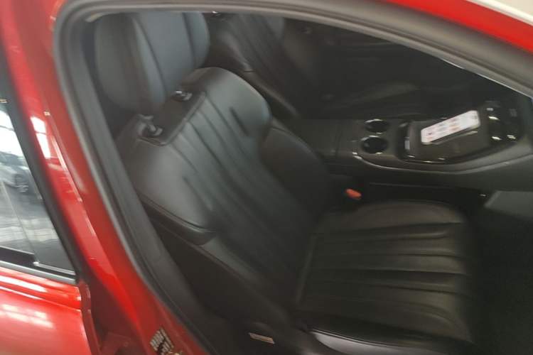 Used AION V 2024 Aion Tyrannosaurus 650 LiDAR Edition Right Front Seat