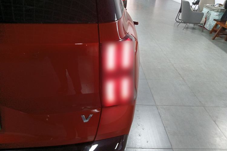 Used AION V 2024 Aion Tyrannosaurus 650 LiDAR Edition Right Rear Taillight