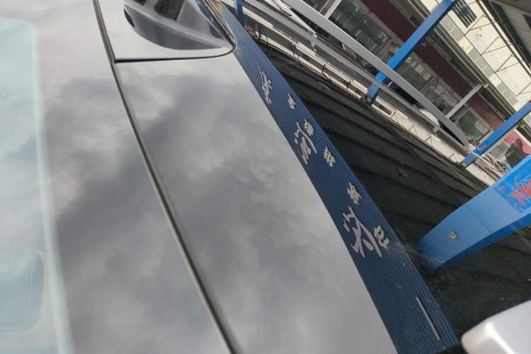 Used AION V 2024 Aion Tyrannosaurus 650 LiDAR Edition Roof