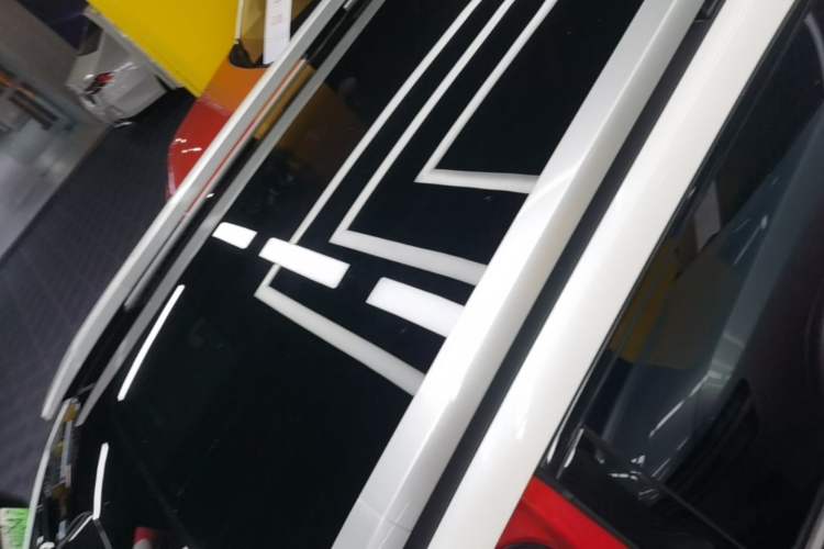 Used AION V 2024 Aion Tyrannosaurus 650 LiDAR Edition Roof