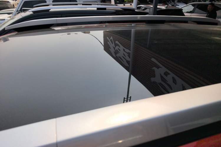 Used AION V 2024 Aion Tyrannosaurus 650 LiDAR Edition Roof