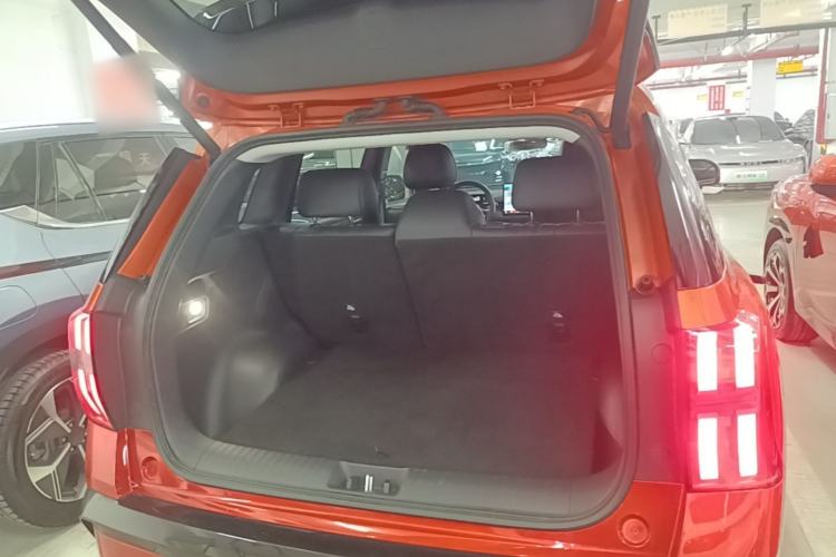 Used AION V 2024 Aion Tyrannosaurus 650 Smart Premium Edition Trunk