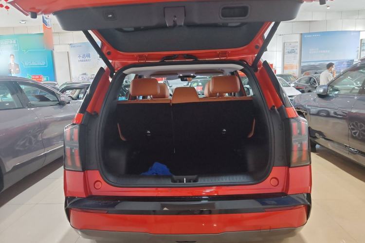 Used AION V 2024 Aion Tyrannosaurus 650 LiDAR Edition Trunk