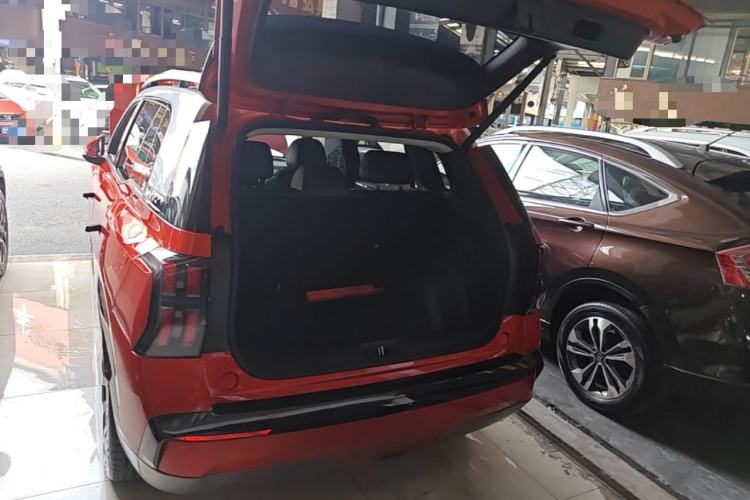 Used AION V 2024 Aion Tyrannosaurus 650 LiDAR Edition Trunk