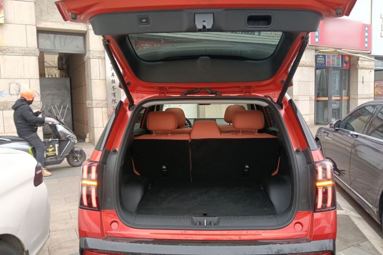 Used AION V 2024 Aion Tyrannosaurus 650 LiDAR Edition Trunk