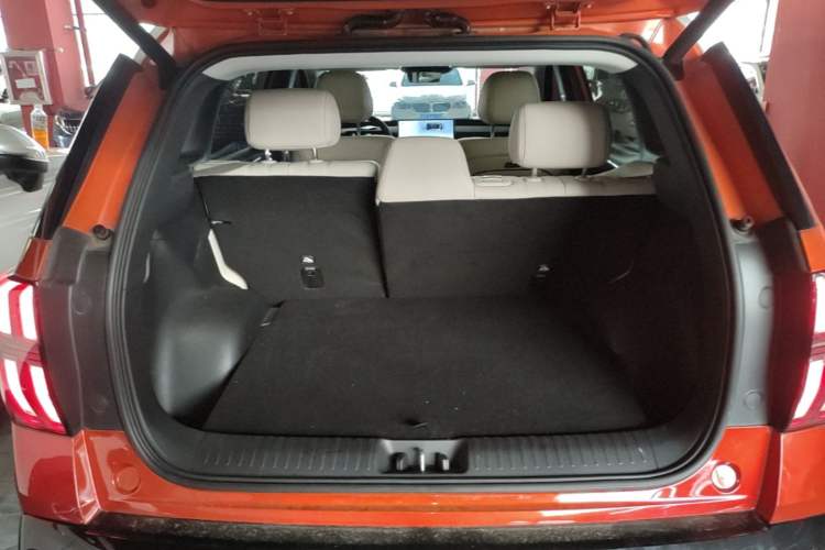 Used AION V 2024 Aion Tyrannosaurus 650 LiDAR Edition Trunk
