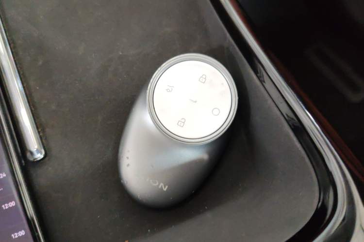 Used AION V 2024 Aion Tyrannosaurus 650 LiDAR Edition Vehicle Key