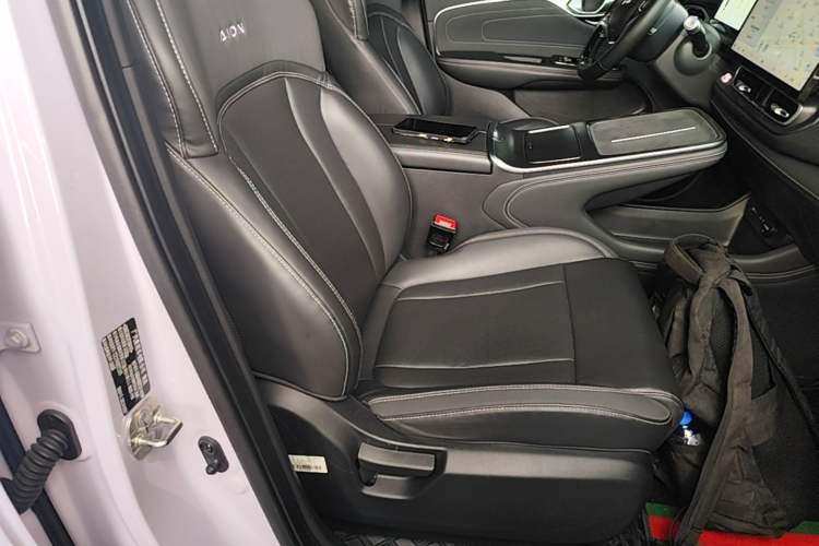 Used AION V 2024 Plus 70 Star Edition Lithium Iron Phosphate Right Front Seat