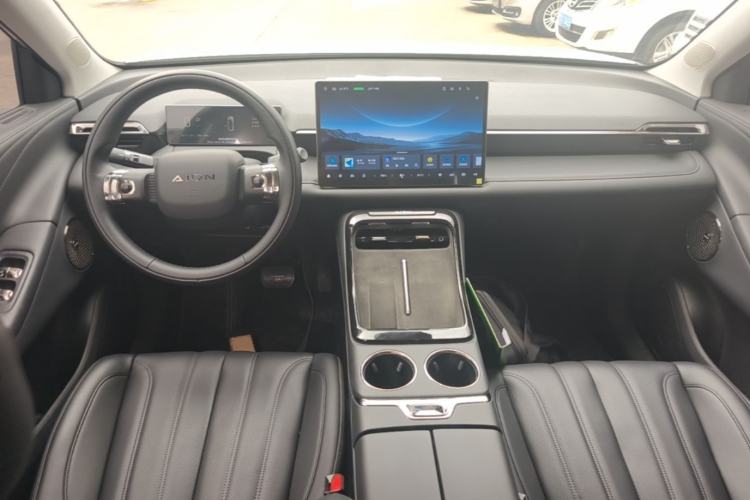 Used AION V 2024 Aion Tyrannosaurus 650 Smart Premium Edition Center Console