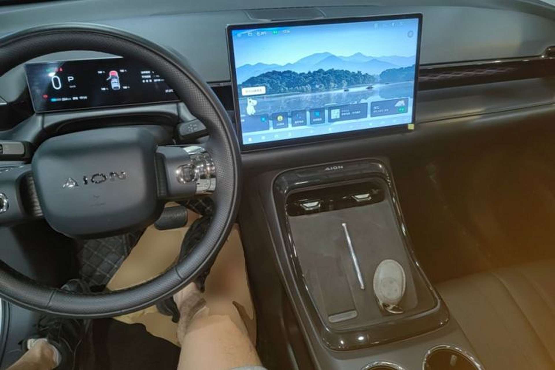 Used AION V 2024 Aion Tyrannosaurus 650 LiDAR Edition Center Console