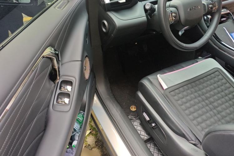 Used AION V  Driver Seat