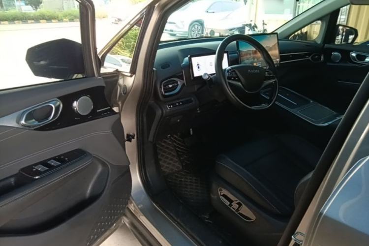 Used AION V 2024 Plus 70 Star Edition Lithium Iron Phosphate Driver Seat