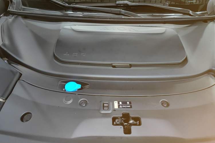 Used AION V 2024 Aion Tyrannosaurus 650 LiDAR Edition Engine Bay