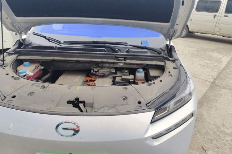 Used AION V 2024 Plus 70 Star Edition Ternary Lithium Engine Bay Left