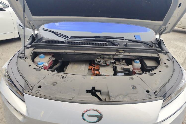 Used AION V 2024 Plus 70 Star Edition Ternary Lithium Engine Bay