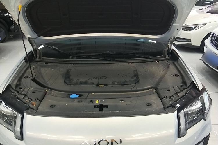 Used AION V 2024 Aion Tyrannosaurus 650 Smart Premium Edition Engine Bay
