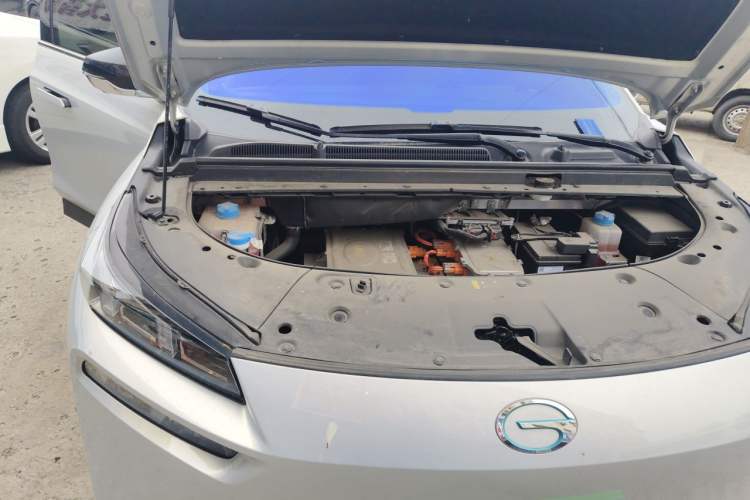 Used AION V 2024 Plus 70 Star Edition Ternary Lithium Engine Bay Right
