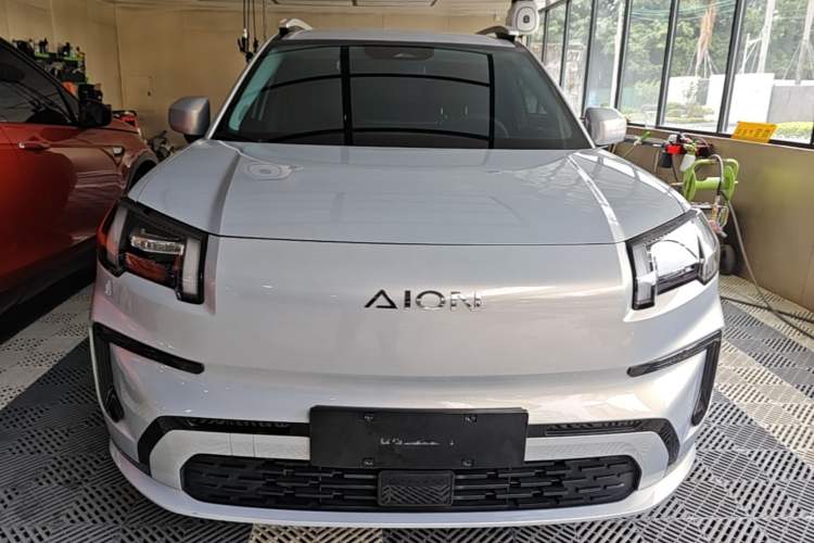 Used AION V 2024 Aion Tyrannosaurus 520 Smart Enjoy Edition Front