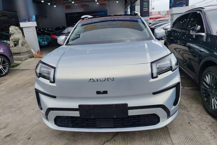 Used AION V 2024 Aion Tyrannosaurus 650 Smart Premium Edition Front