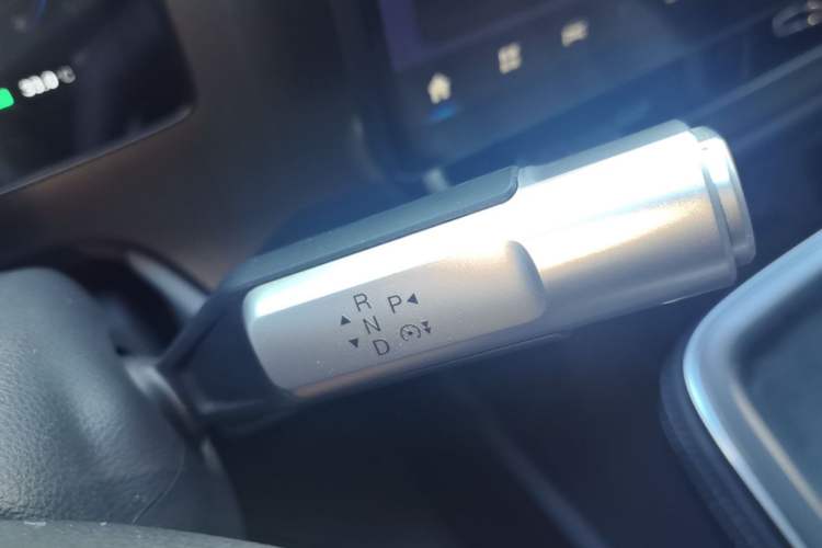 Used AION V 2024 Plus 70 Star Edition Ternary Lithium Gear Lever